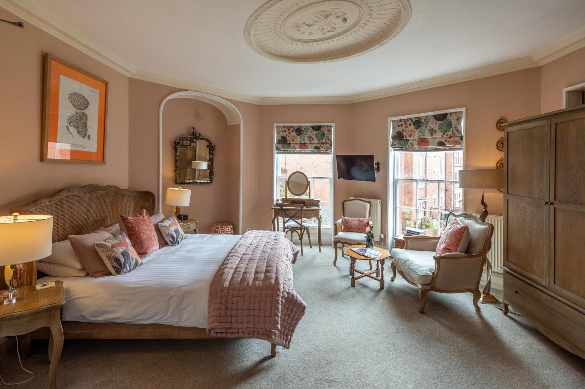 Bed and Breakfast Darwin'S Townhouse Shrewsbury Pokój zdjęcie A bedroom at The Swan